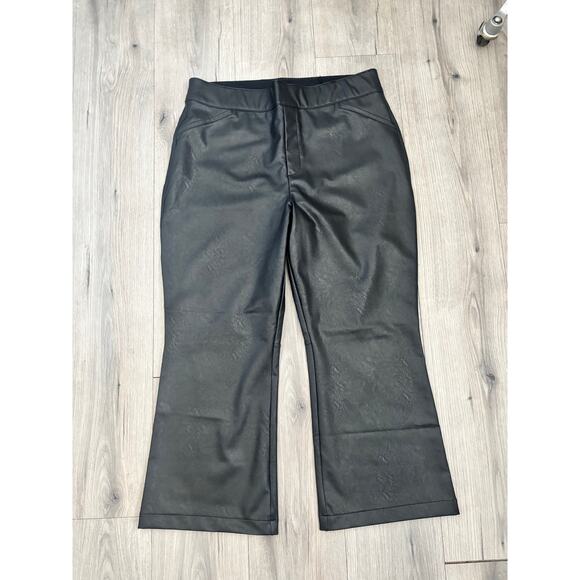 Spanx Faux leather pull on kick flare pants size 2x petite - Picture 7 of 9